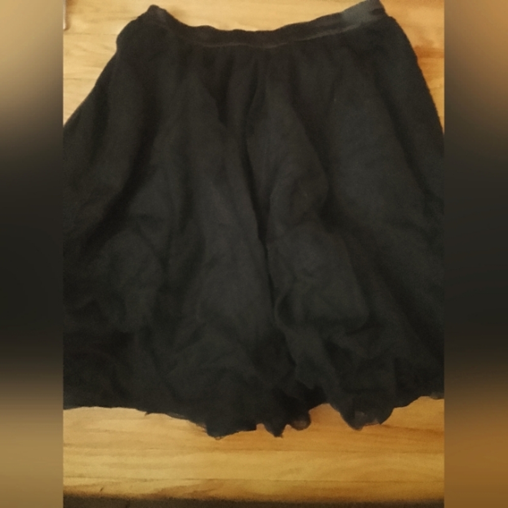 Comme Toi A-Line Black Flowy Skirt